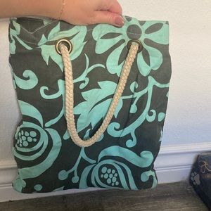Hawaiian print beach bag